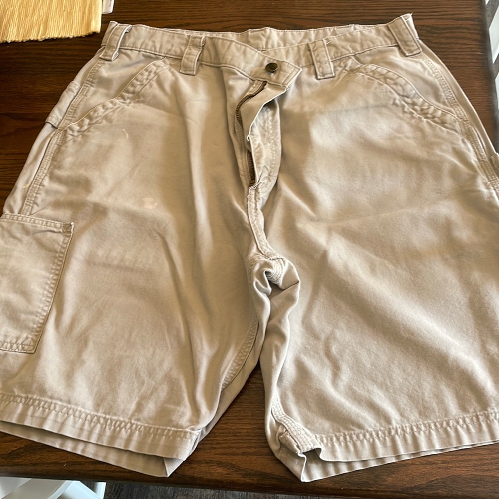 Khaki Carhartt mens cargo shorts